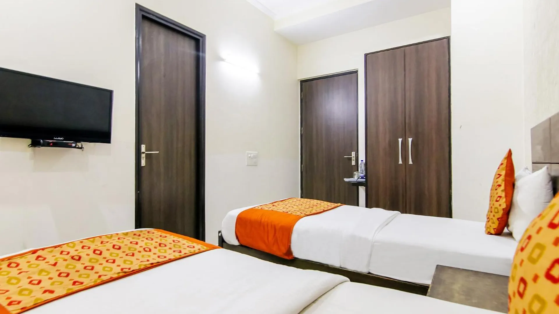 *** Hotel Fabhotel Gazelle Inn Gurgaon Indie