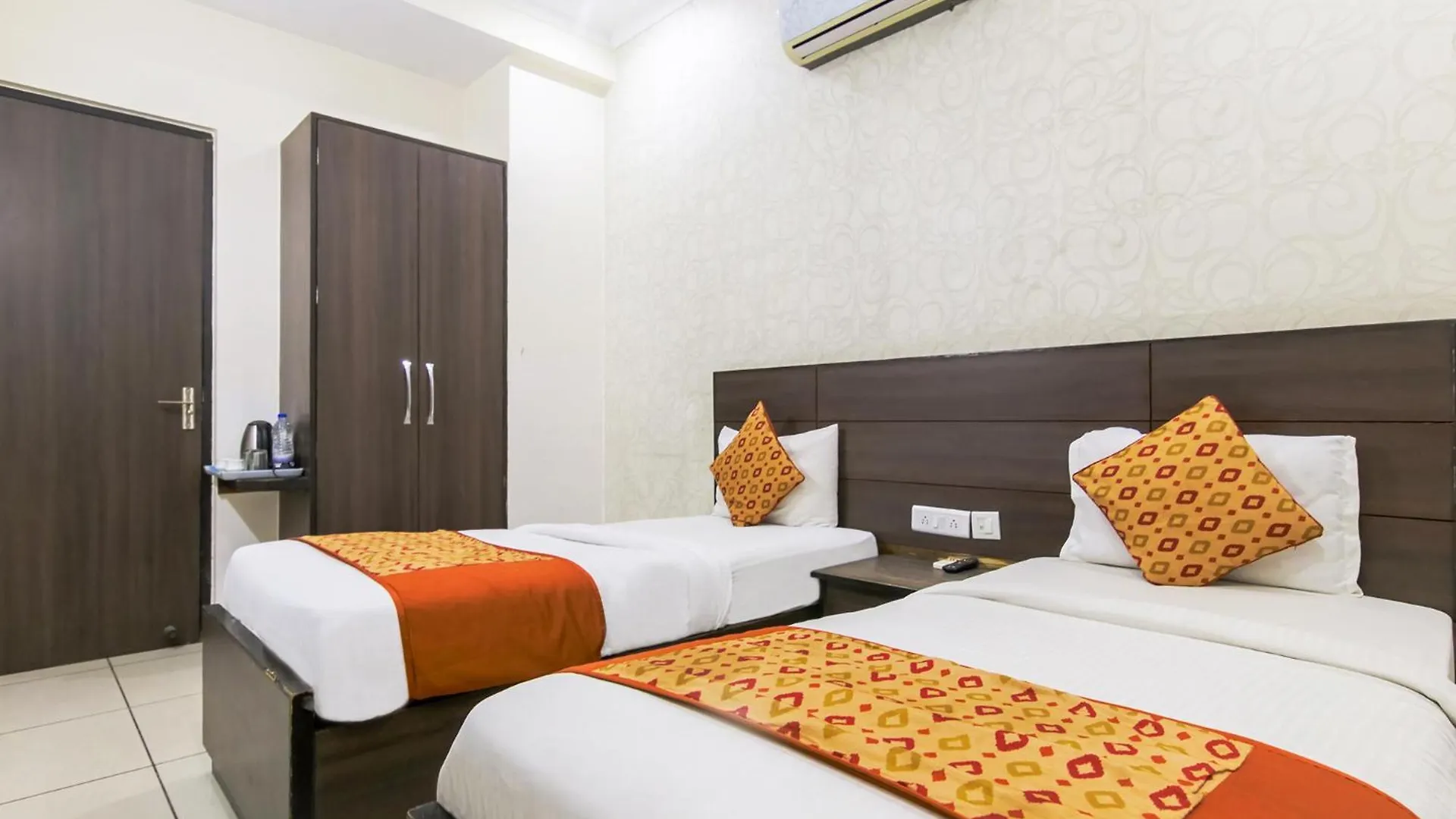 Fabhotel Gazelle Inn Gurgaon 3*,