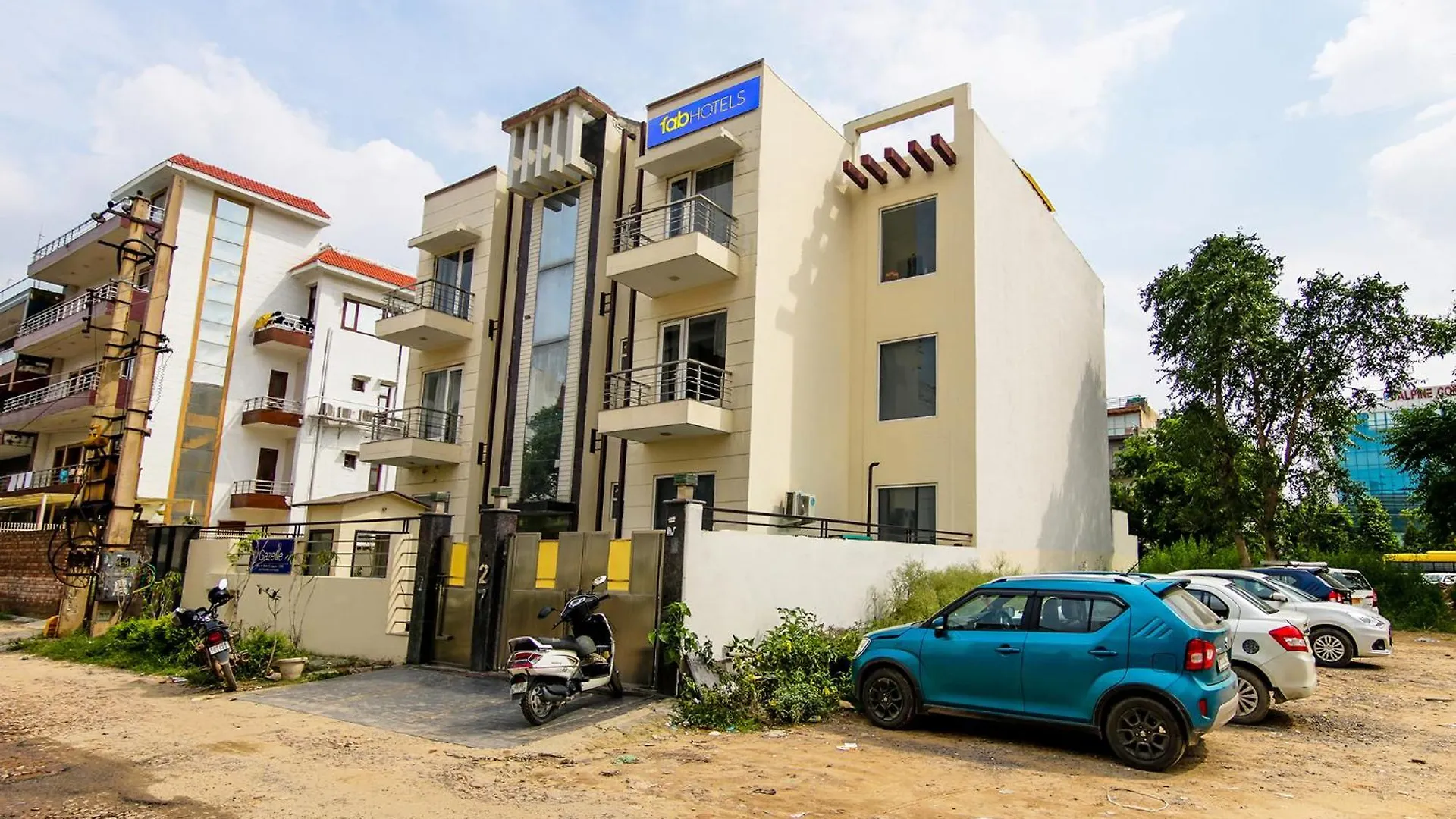 Fabhotel Gazelle Inn Gurgaon