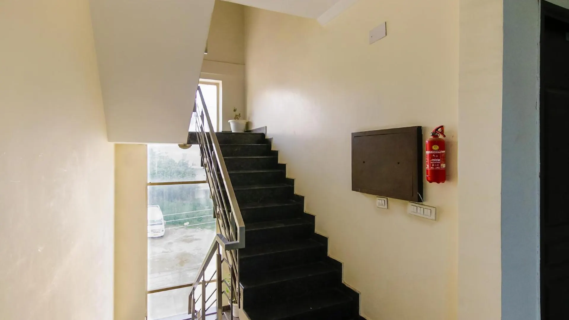 Fabhotel Gazelle Inn Gurgaon 3*,
